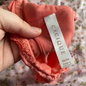 Plus size lace cacique bralette